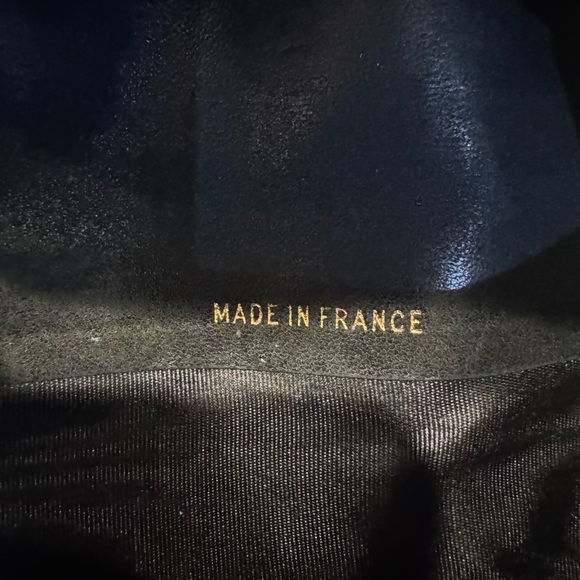 CHANEL Black Wallet - Picture 6 of 16